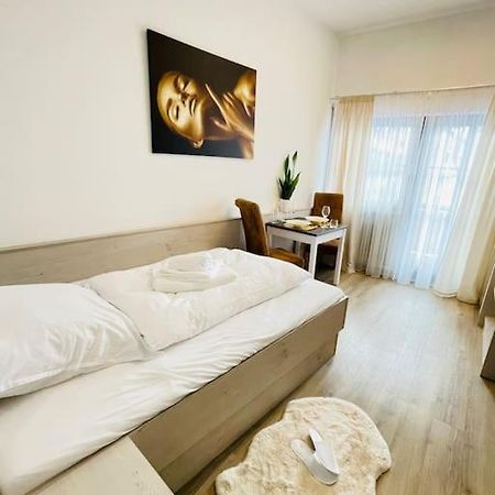 Fewo 20 - Appartement Im Rottalblick - Youngmodern Wohnen, Tiere Willkommen, Bademantelgang Zur Therme, Tv Und Balkon Bad Griesbach (Bavaria) Eksteriør bilde