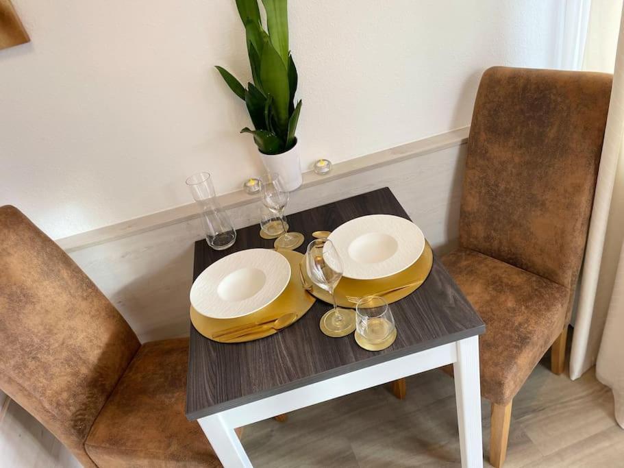 Fewo 20 - Appartement Im Rottalblick - Youngmodern Wohnen, Tiere Willkommen, Bademantelgang Zur Therme, Tv Und Balkon Bad Griesbach (Bavaria) Eksteriør bilde